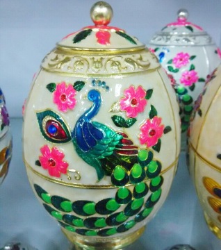 Znic Alloy Peacock Enamelled Handmade Metal Food Packaging Box