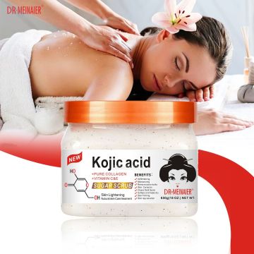 La cura della pelle dell'acido kojic completo impostato per illuminare, sbiancamento e anti-invecchiamento
