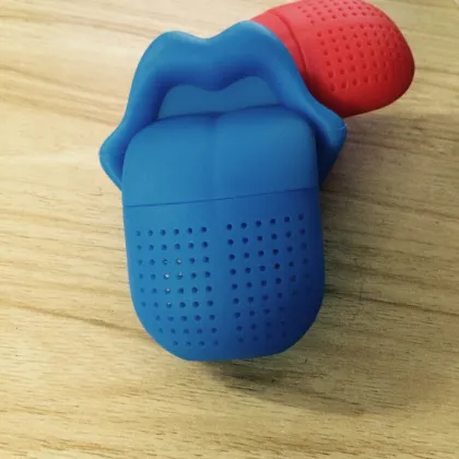 2016 Latest Fashion Loose leaf Tea infuser Red Tongue Silicone Tea Strainer