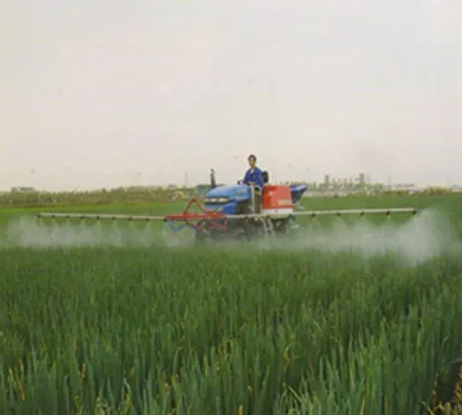 3WPZ-700 Self Propelled Boom Sprayer + Fertilizer Spreader