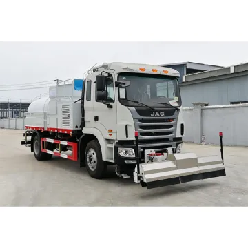 8000L street high pressure cleaning truck