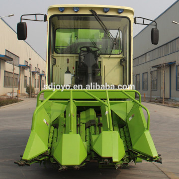 4 ROWS corn harvester