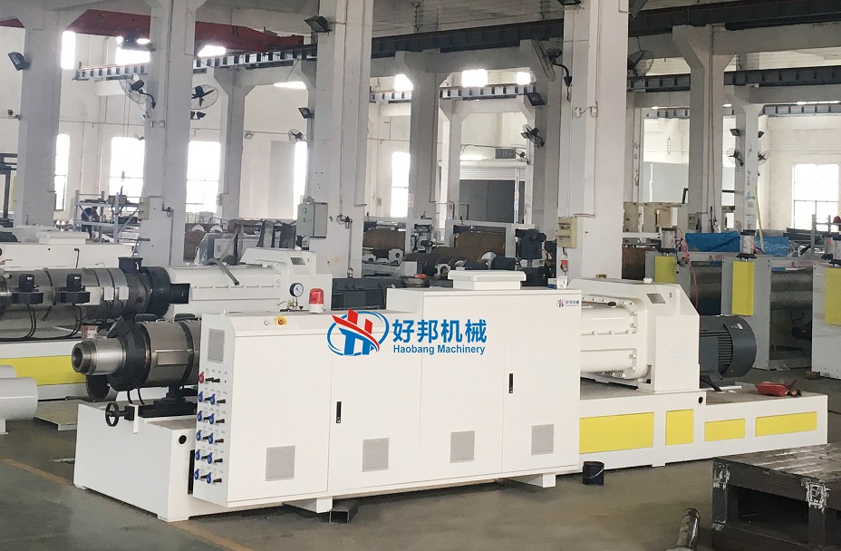 SPC floor tile laminating machine/production line