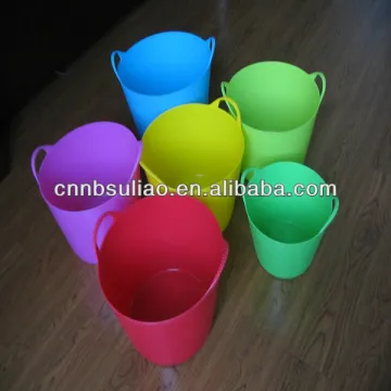 plastic drink buckets