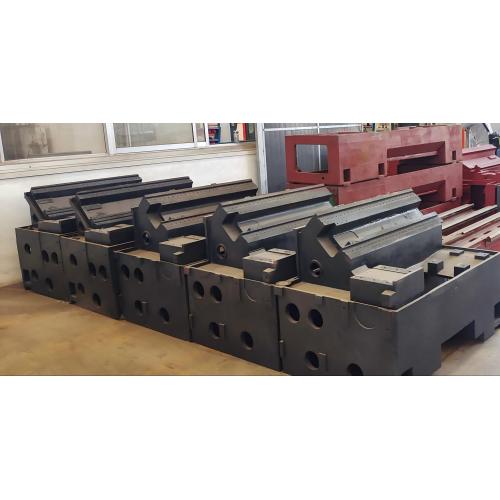 Tornio CNC a letto inclinato con guida lineare TCK36