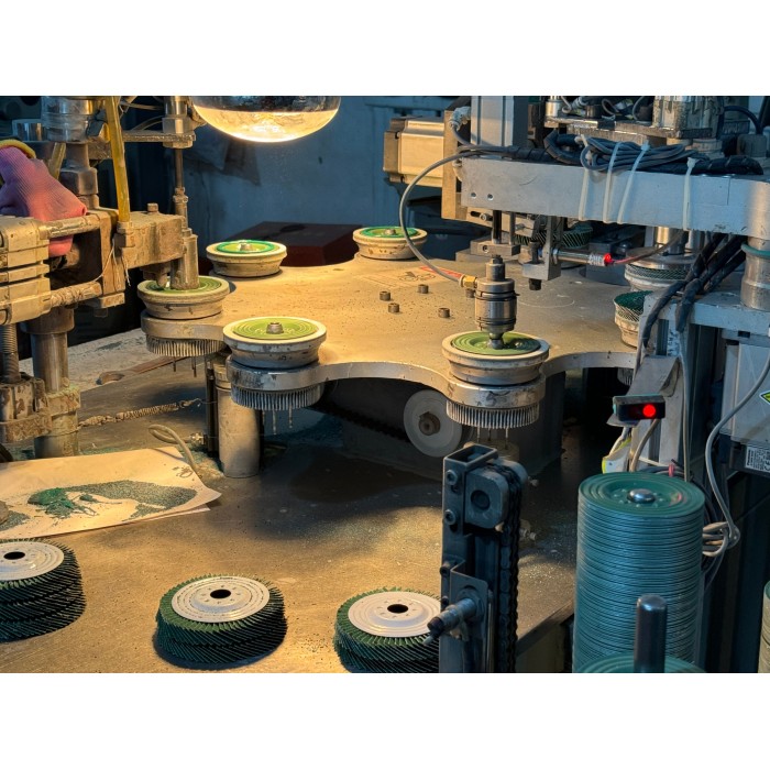 Клипальный диск с песком циркония для полировки стали