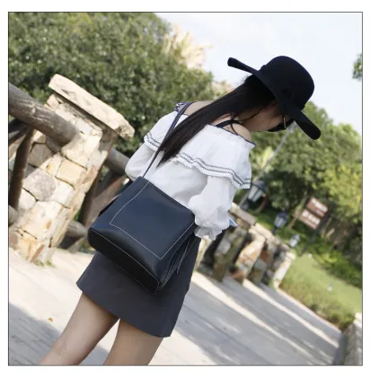 Middle-aged single shoulder bag soft skin mother bag