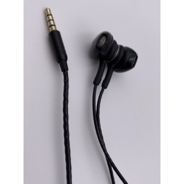 Headphone In-Ear dengan Remote Satu Tombol / Mic