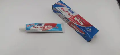 Fresh & White Toothpaste - Extra Cool Mint