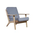 Replica della poltrona di Hans Wegner Plank