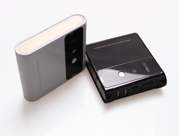 Multifunctional 7800mAh Power Bank with Laser Keyboard