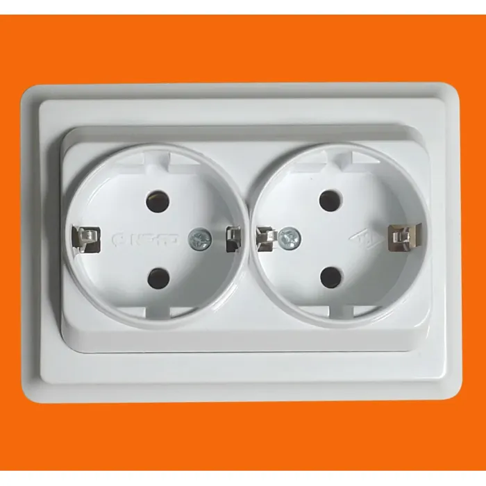 Розетка для скрытого монтажа, 16А (F7010)