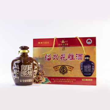 18 χρόνια Shaoxing Huadiao Wine με συσκευασία δώρων