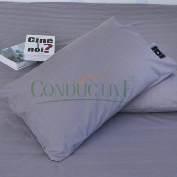 Funda de almohada de tierra conductora de tela gris plateada