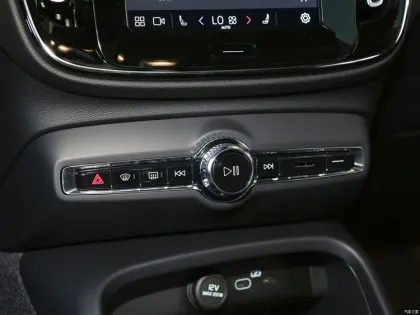Volvo C40 Suv New Energy High Performance Electric Vehicle Volvo Car C40 Hybrid Car
