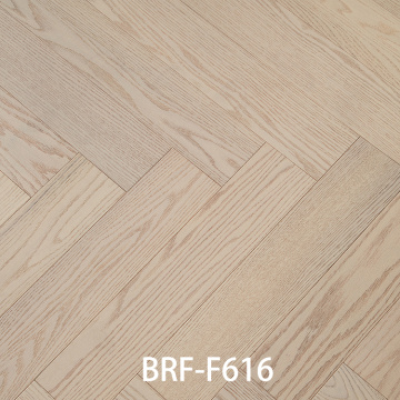 Smooth/Brushed Herringbone Oak Engineered Wood Floorin