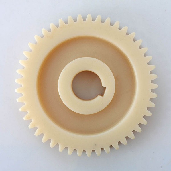 POM gear vs Nylon gear1