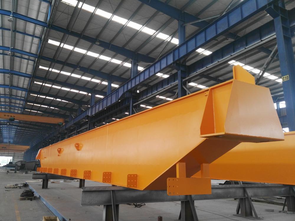 Main girder of the crane main steel structure