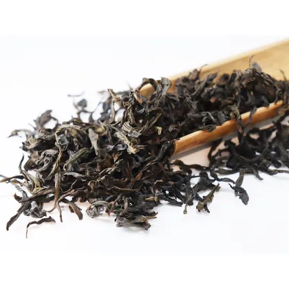 High-Quality Wuyi Famous Cluster Iron Arhat Organic Green and Oolong Tea