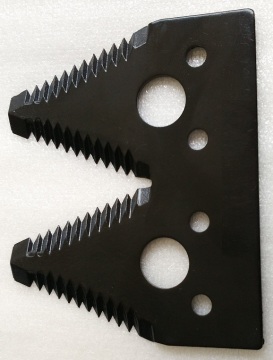 H163131 Double Teeth Harvester Blade