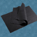 Materiale in tessuto non tessuto agugliato nero