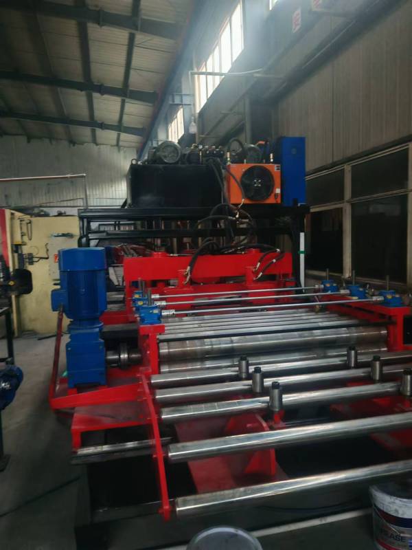 Bridge forming machine