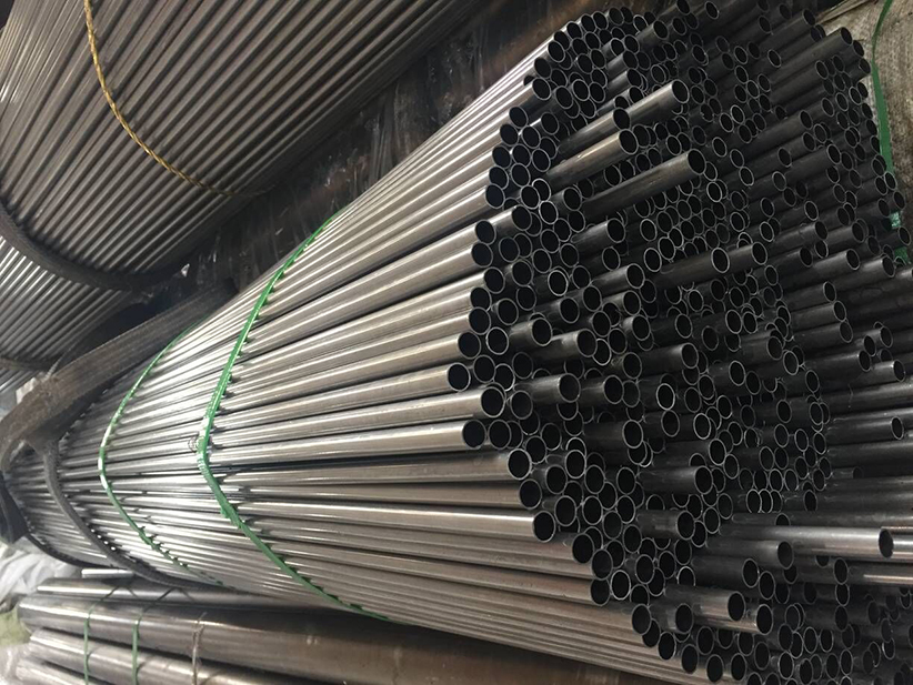 T11 seamless alloy steel tube