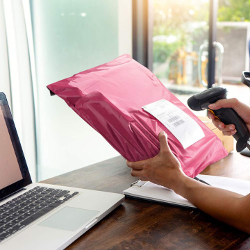 Bolsa de envío plana esmerilada personalizada Bolsa de plástico biodegradable