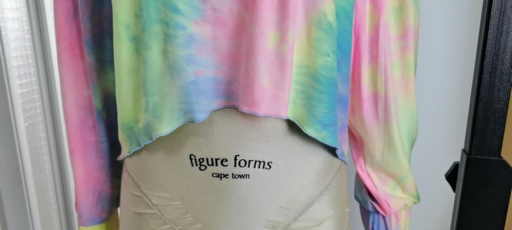 Wholesale Women's Color Tie Dyed Short Hoodie