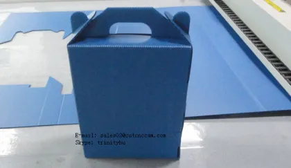 PP corrugated coroplast cutting folding machine