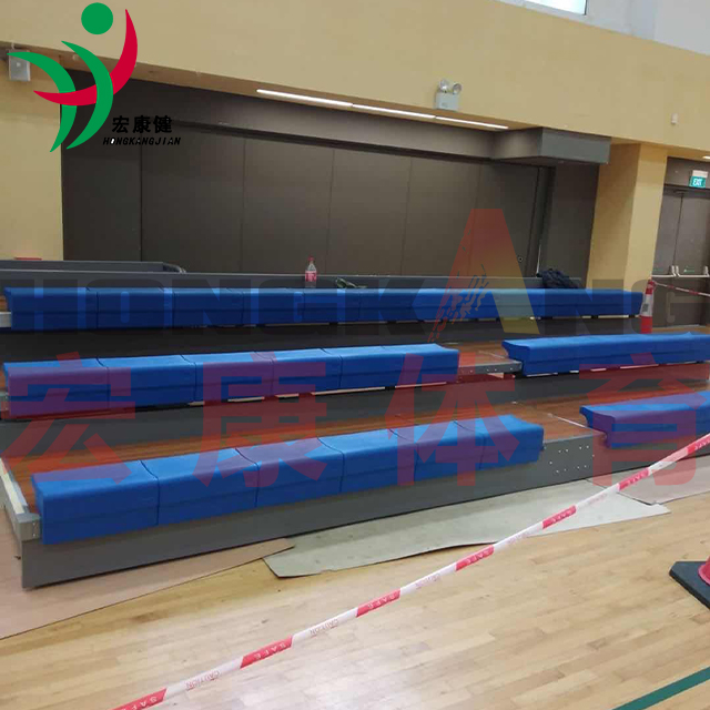 Customized Electric Retractable Stadium Bleachers