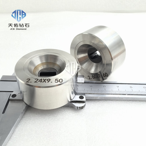 2.24*9.5mm 비원형 구멍 드로잉 다이는 정사각형 또는 평면 구리선을 그리는 데 사용됩니다.