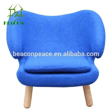 Finn Juhl fiberglass Pelican Lounge Chair, Replica Finn Juhl fiberglass Pelican chair