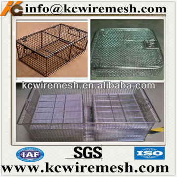 Metal wire woven shopping baskets