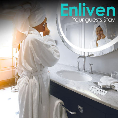 Na-customize na di-alkohol na independiyenteng makeup remover