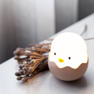 Bettlicht LED Touch Night Lampe mit warmem Licht und farbenfrohen Design