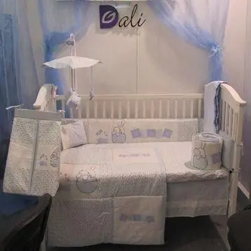 Bear Baby Bedding Set with Embroidery Design