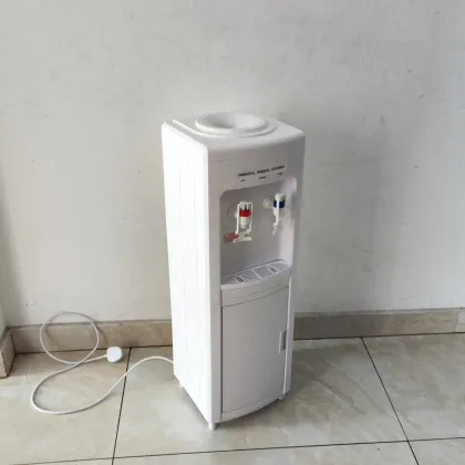Freestanding Water Dispensers with Cold and Hot Water Storage
