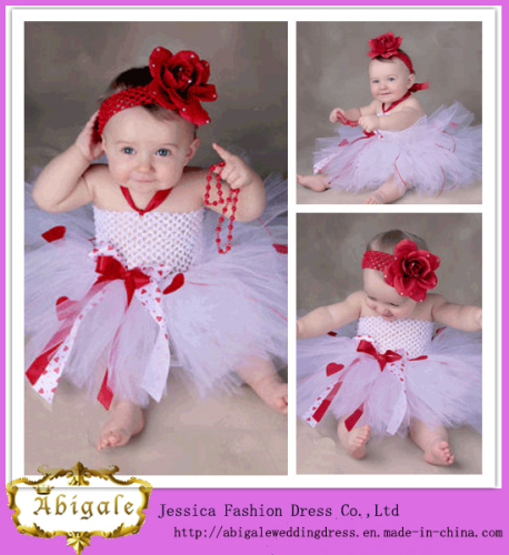 Lovely Hot Sale Tulle White and Red Halter Sleeveless Knee Length Flower Girl Dress Patterns Yj0122