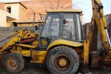 JCB 3CX backhoe loader