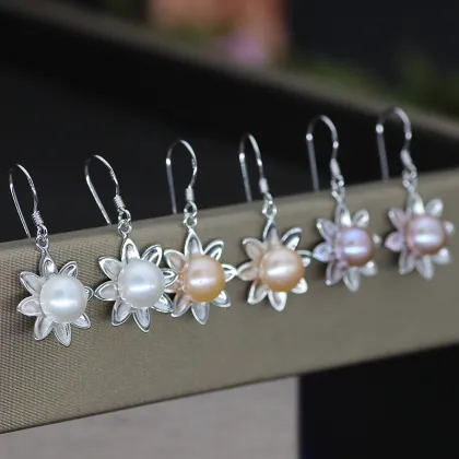 Pure Hand Made Nature Freshwater Pearl Earring