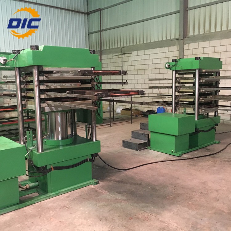 Rubber tiles vulcanizing press machine