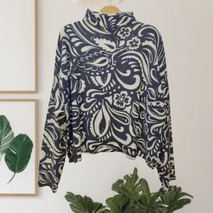 Soft Cotton Retro Sweater with Cashew Flower Print