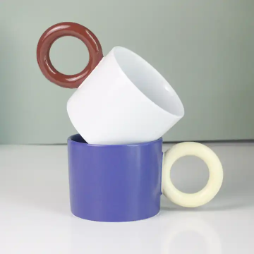 Custom Logo Nordic Ceramic Mug with Round Handle