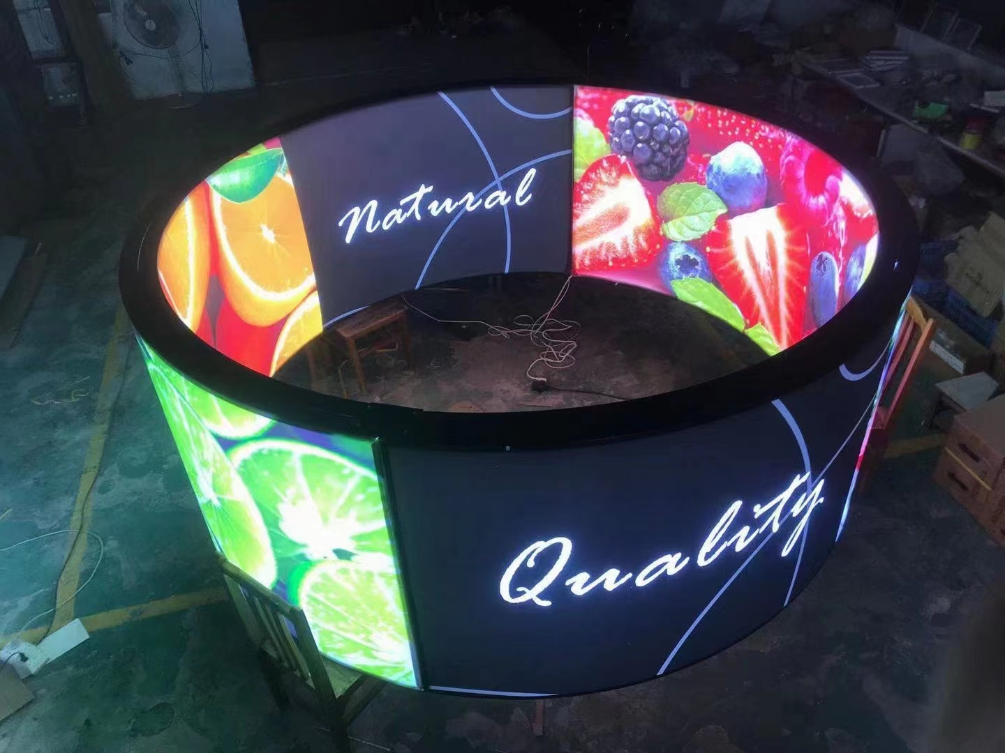 Annular light box