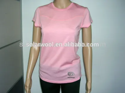 Plain pink merino wool knitted base layer t-shirt