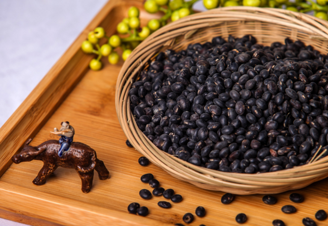 Peasant Specialty  Black Soya Bean 