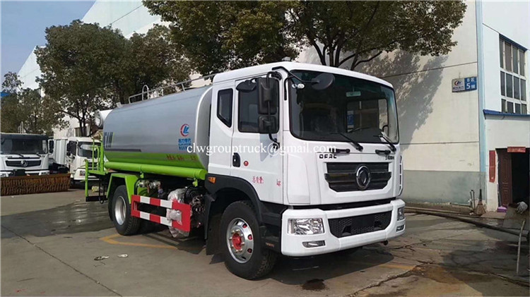 Dongfeng 5 CBM Tarker Truck للبيع