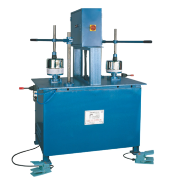 Manual polishing machine for fine polishing of parts