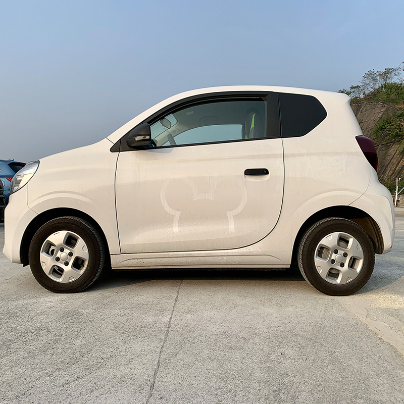 Micro Pure Electric Car Roewe Kelaiwei Micro Pure Electric Car Roewe Kelaiwei